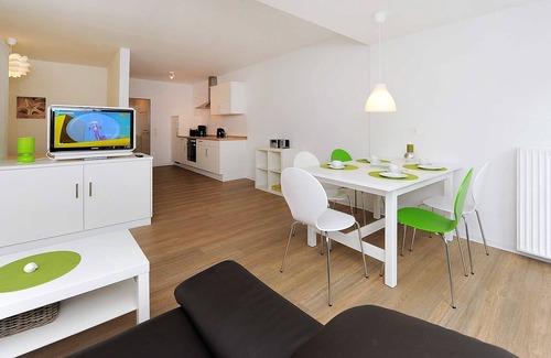 Bensersiel Apartment | Vacation apartment Kleine Robbe - Haus Kunterbunt