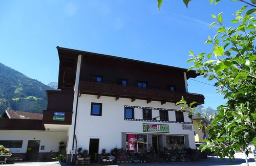 Mayrhofen Apartment | Vacation apartment 'Kolm' for 6 persons - Appartementhaus Mayrhofen