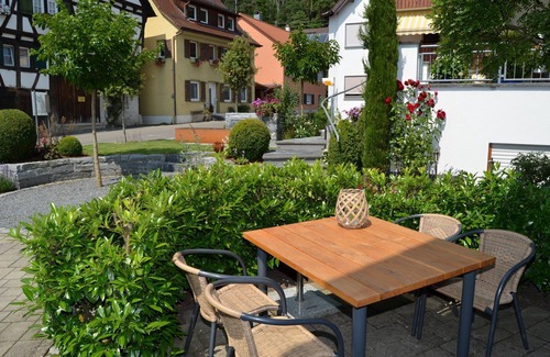 Sipplingen Apartment | Vacation apartment Pear in the fruit house "Ferienhäuser Schöne Ferien"