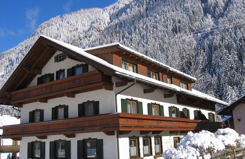 Mayrhofen Apartment | Vacation apartment Pension Eberharter in Mayrhofen, centrally but quietly located