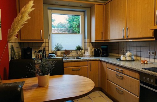 Wangerooge Apartment | Vacation apartment Strandkorb (ground floor), shower, WC, 2 bedrooms - house am-Mittelpunkt.de
