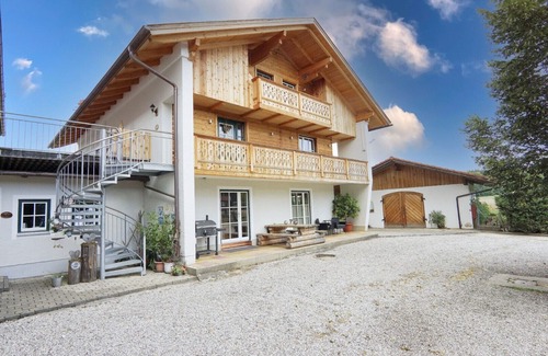 Chieming Apartment | Vacation apartment Schwalbennest