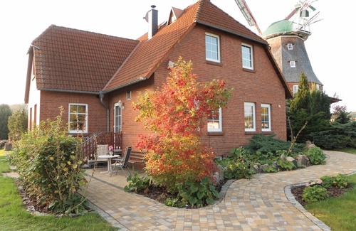 Neubukow Apartment | Vacation apartment to the windmill - 11 KW Wallbox