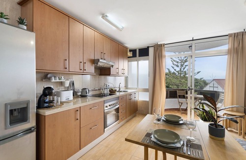 Bajamar Apartment | Vacation Apartment 'Vivir Bajamar' with Sea View, Balcony and Wi-Fi