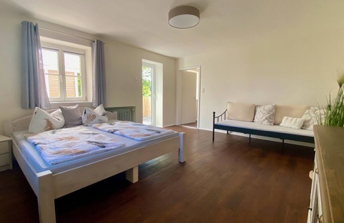 Ravensburg Apartment | Vacation apartment with balcony, 65sqm, 2 bedrooms, max. 5 persons