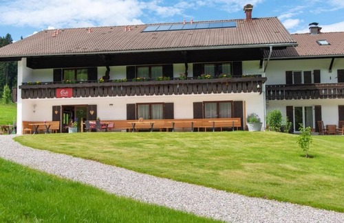 Rofleuten Apartment | Vacation apartment Waldglück - Guesthouse Sonnenplatzerl