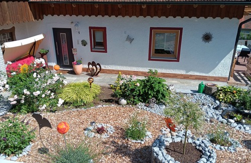 Lam Apartment | Vacation apartment Waldesruh Switch off - relax - feel good 3 bedrooms