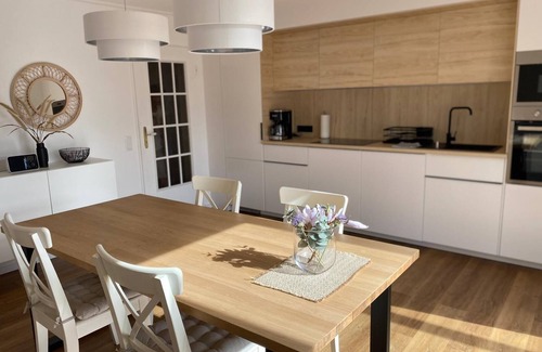 Lenzkirch Apartment | Vacation apartment with conservatory, 79 sqm, 2 bedrooms, max. 4 persons