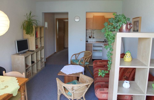 Meschendorf Apartment | Vacation apartment with terrace in Germany