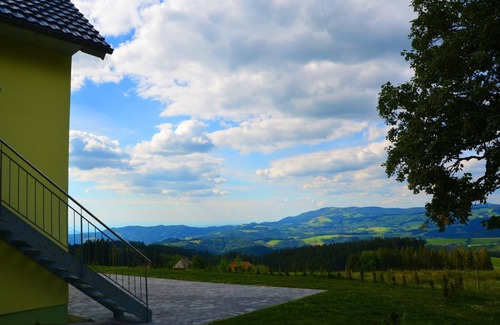 Breitnau Apartment | Vacation apartment Zwergenschlössle, 65 sqm, 2 bedrooms, 1 living room, max. 4 persons