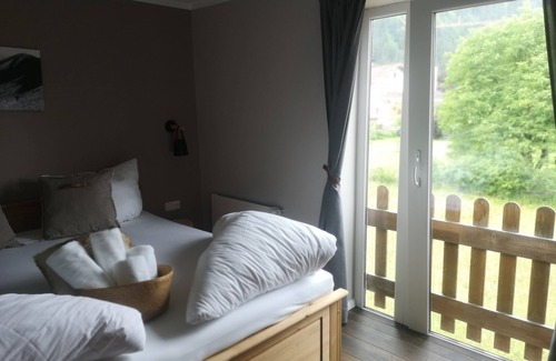 Bichlbach Apartment | Vacation apartments Haus Almrausch - Bergfieber