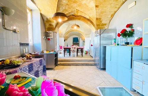 Otranto Historic Centre Apartment | vacation apulia property -maestrale