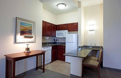 Highlands - Perkins Hotel | Vacation At its Finest! 3 Comfortable Units, Near Enchanted Forest, Pet-Friendly