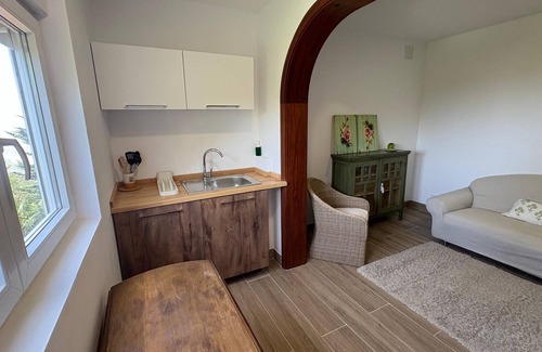 Los Portales Apartment | Vacation 'Bastion Del Drago - 7' with Mountain View, Shared Terrace and Wi-Fi