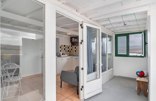 Caleta de Caballo Apartment | Vacation 'Dangminzheng Atic' with Mountain View and Wi-Fi