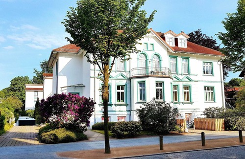 Kuhlungsborn Ost Apartment | Vacation apartment Sanssouci