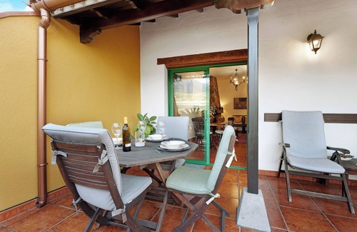 Buenavista del Norte House | Vacation Home 'La Cuadra' with Sea View, Private Terrace and Wi-Fi