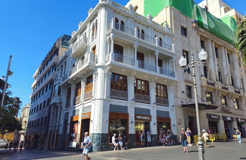 Santa Cruz de Tenerife Apartment | Vacation Apartment '22 Duplex' with Sea View, Wi-Fi and Air Conditioning