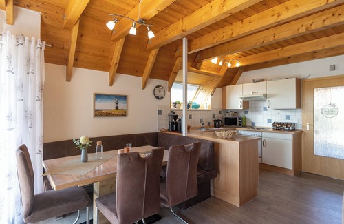 Wremen House | Vacation home with wood-burning stove. Family-friendly and cozy.