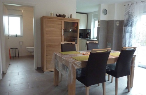 Dorumer Neufeld House | "Vacation home Nordseebrise: relaxation and comfort on the North Sea coast!"