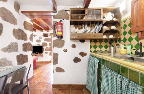 Tejeda House | Vacation Home 'Bentayga Sensation' with Private Terrace and Air Conditioning