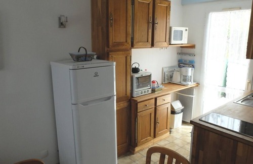 Meschers-sur-Gironde House | Vacation home for 2 adults and 2 children