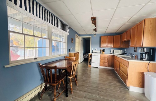 Pentwater Cottage | Vacation Haven Pentwater Lake Cottage