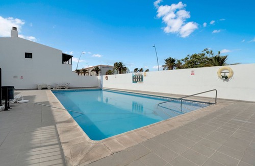 Puerto de Santiago House | Vacation Home 'Jaral' with Shared Pool, Shared Terrace and Wi-Fi