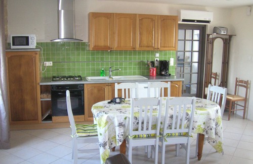 Kerlouet House | Vacation home 1.5km from the beach