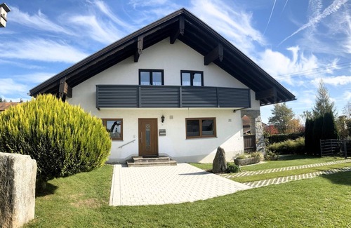 Hohenau Apartment | Vacation home (130sqm) with terrace