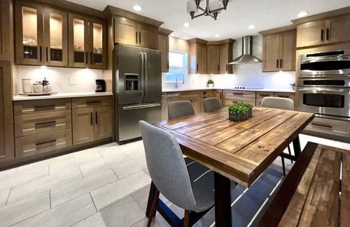 Florida Central Atlantic Coast House | Vacation Home 3 beds 2 bathrooms 5 miles to Disney Springs. 7 Minutes to Disney