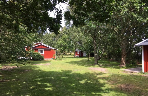 Lervik House | Vacation home: 60 m from the sandy beach and nature reserve