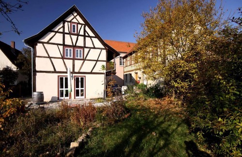 Grossenbrach Apartment | Vacation home (85sqm) with great garden