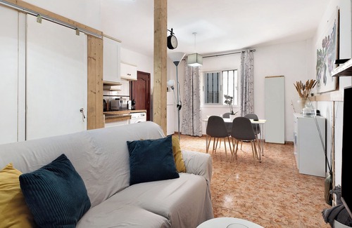 Alcala Apartment | Vacation Home "Acogedor Alcalá" close to the Sea with Wi-Fi