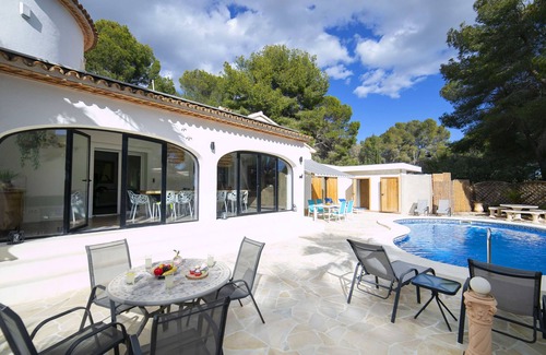Urbanitzacio la Fustera House | Vacation home Angela by Interhome