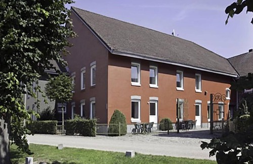 Landsrade House | Vacation home Bungalowpark Landsrade in Gulpen - 4 persons, 2 bedrooms