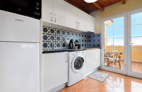 Bahia Calma Apartment | Vacation Home "Casa Paco 3" with Sea View, Private Terrace & Shared Pool