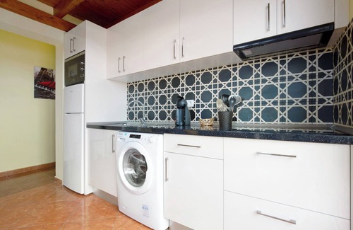 Bahia Calma Apartment | Vacation Home "Casa Paco 3" with Sea View, Private Terrace & Shared Pool