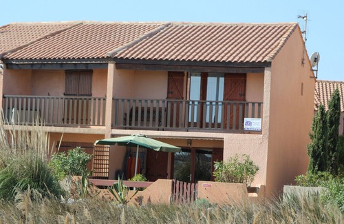 Les Ayguades House | Vacation home directly on the beach in a dream location in a complex with a pool