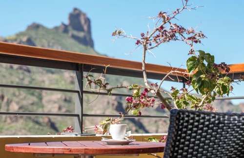 Tejeda House | Vacation Home "Duplex La Tea" in the Mountains, with Wi-Fi & Terrace