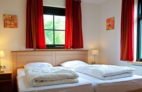 Bant House | Vacation home Eigen Wijze in Bant - 8 persons, 4 bedrooms