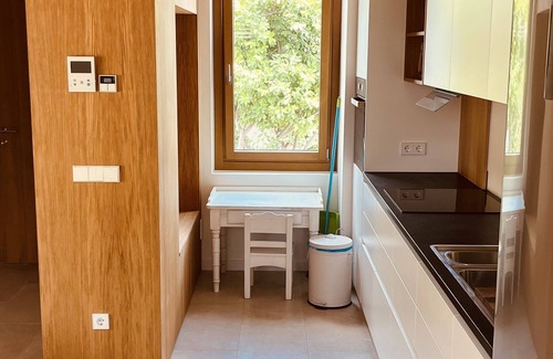 Sant Just Desvern House | Vacation Home with Pool