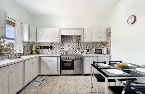 Tijarafe Apartment | Vacation Home "Punta del Sol" with Shared Pool, Balcony & Wi-Fi