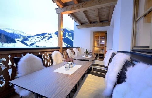 Hinterglemm House | Vacation home for 10 guests with 120m² in Hinterglemm (273723)