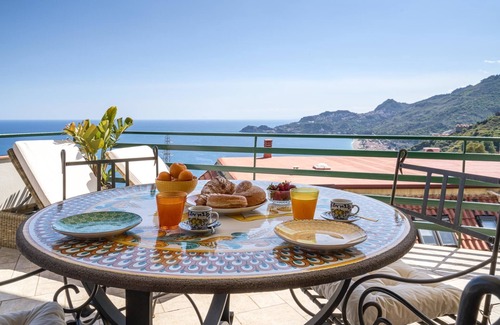Letojanni House | Vacation home for 7 guests with 130m² in Letojanni (163652)