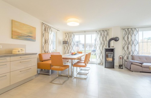 Glowe House | Vacation home for 8 guests with 135m² in Glowe (270216)