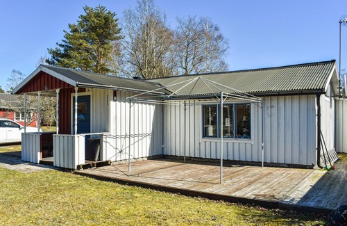 Falkvik House | Vacation home for anglers and hikers