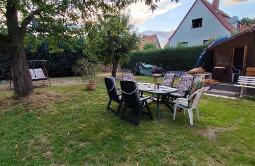 Barchfeld House | Vacation home for families/groups with sauna, oven and large garden with barbecue