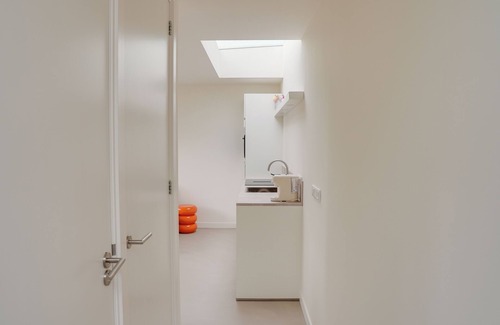 Oostkapelle House | Vacation home for 2 pers. 500 m from the beach