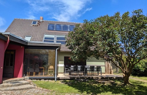 Born auf dem Darss House | Vacation home for sole use and large garden for 12 people